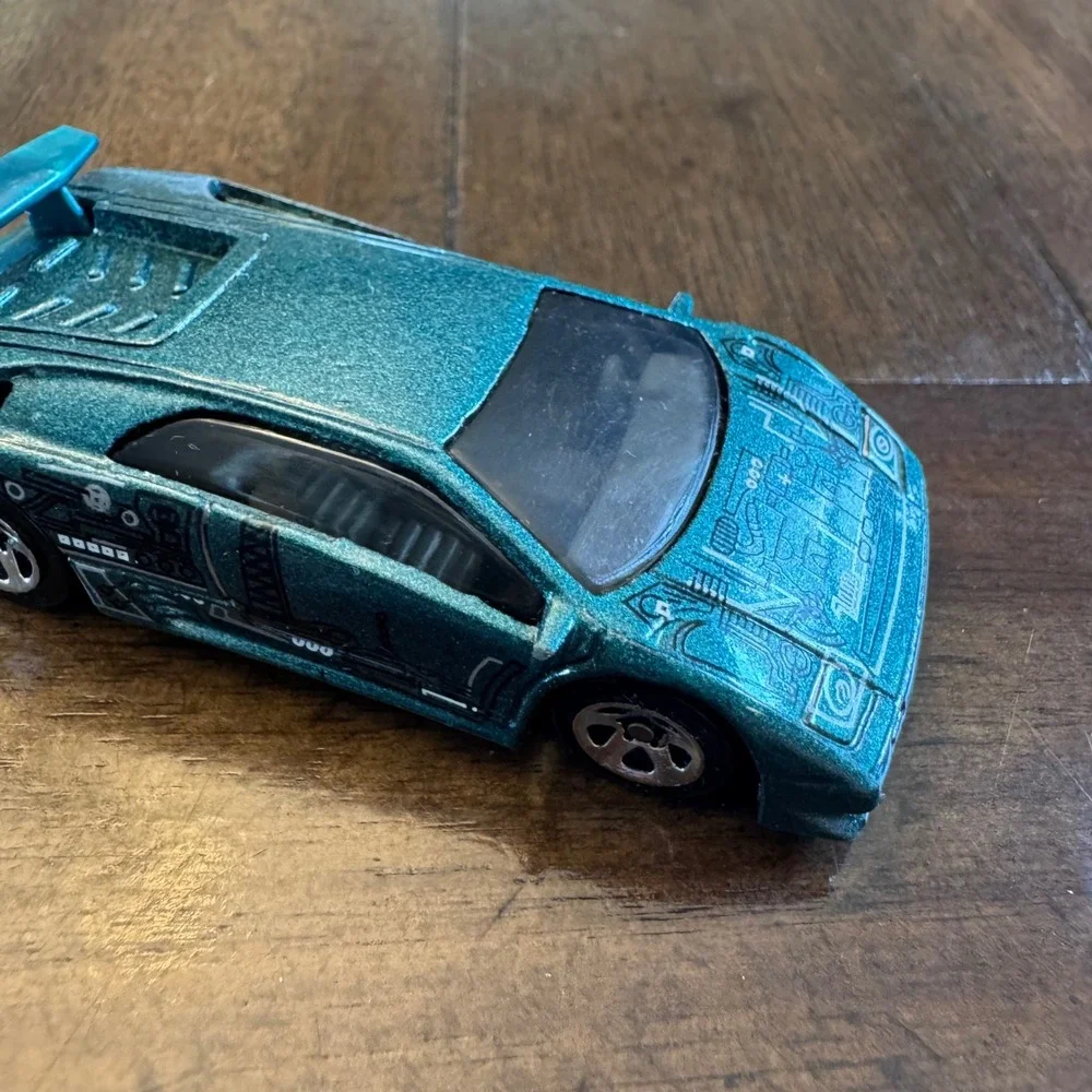 Hot Wheels Lamborghini Diablo 1990 Teal Metallic Circuit Board Graphics 1:64